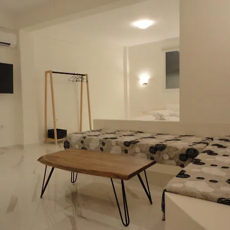 Apartment Triena *