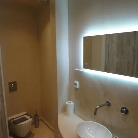Triena Apartment