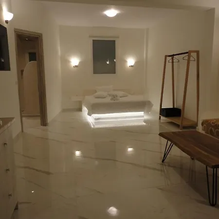 Apartment Triena *