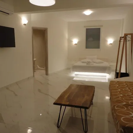 Apartment Triena *